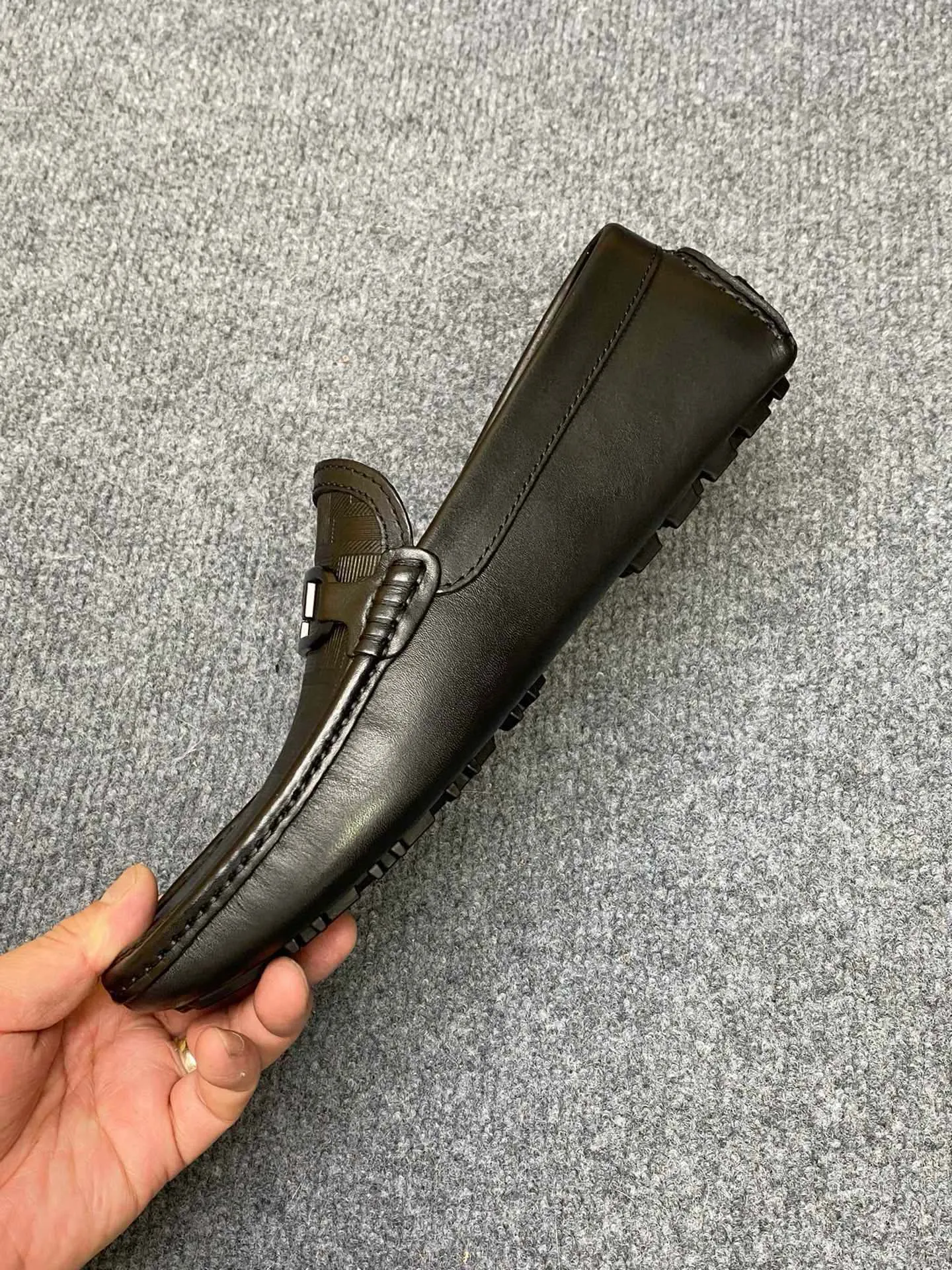 Men's Men's Shoes Men's Men's Shoes 💰700FENDI Fendi Men's Shoes are breathable and comfortable. Original development. Counters copy one to one. Imported cowhide. Niuri. 38 to 44. (can be ordered at 45.46. No returns or exchanges)